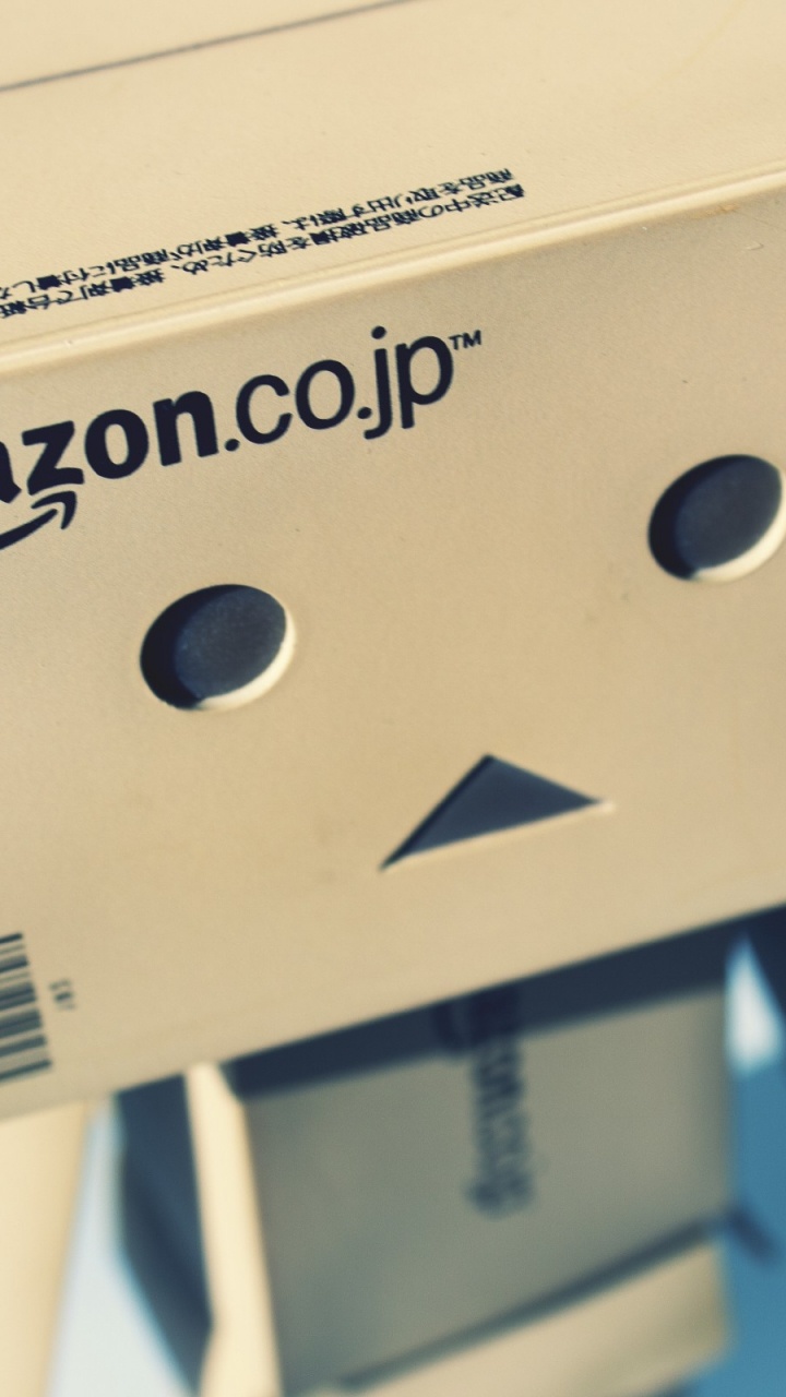 Обои danbo, робот, коробка, коробки, amazoncom в разрешении 720x1280