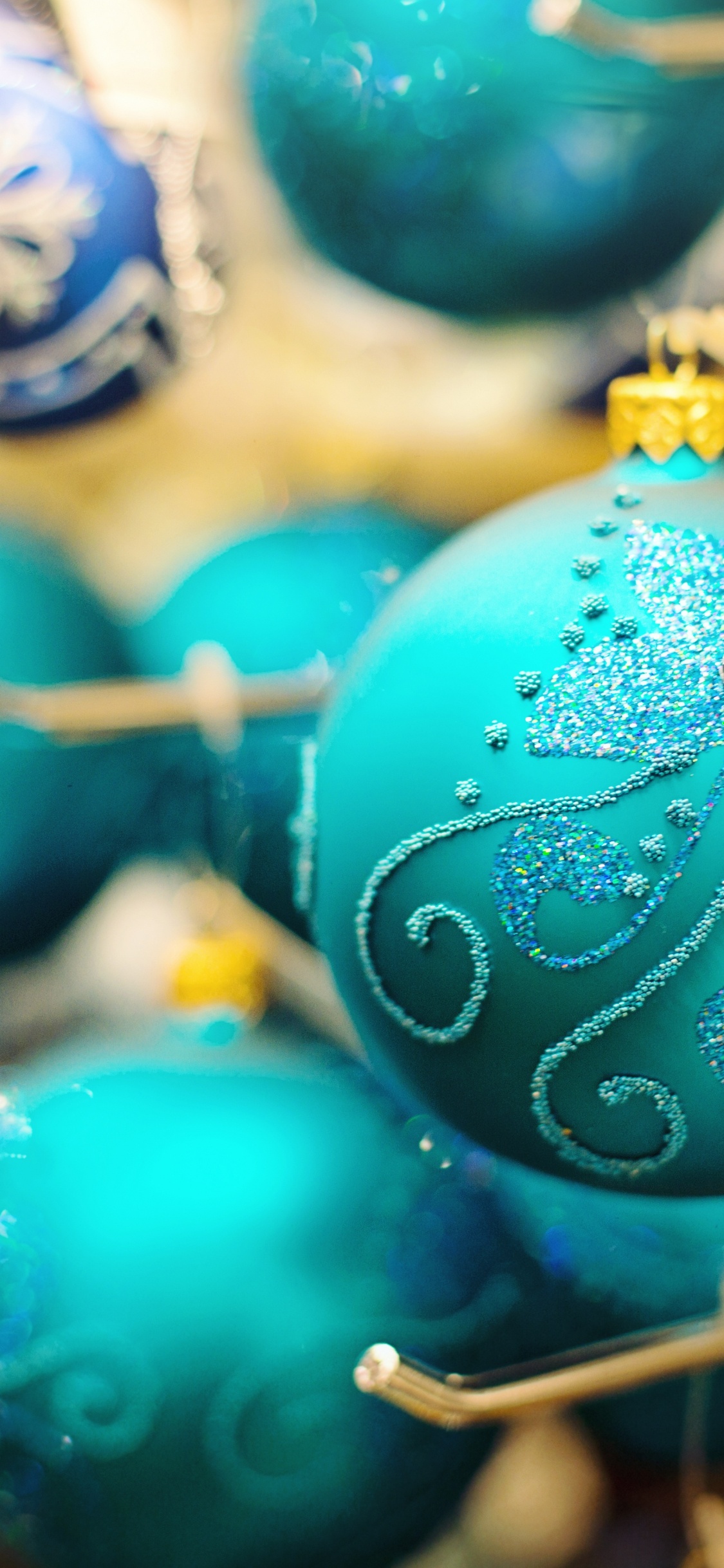 Обои Рождественские украшения, модный аксессуар, Рождество, интерьер, Новый год в разрешении 1125x2436