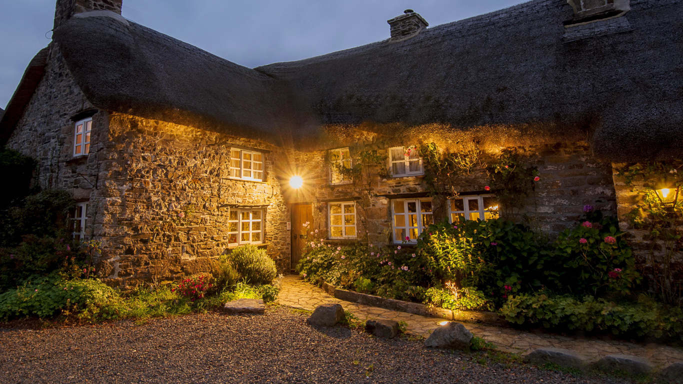 Обои коттедж, свойство, родина, Хаус, освещение в разрешении 1366x768