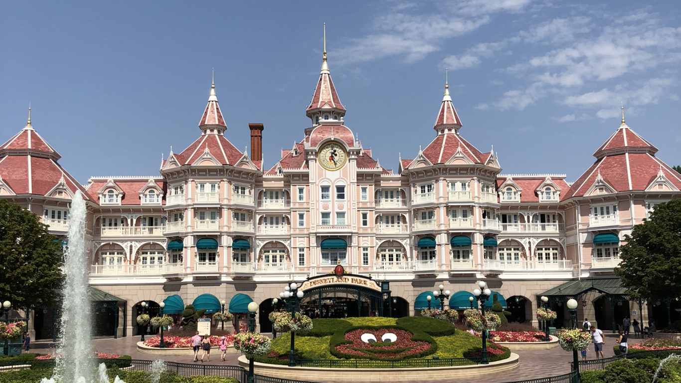 Обои Диснейленд, Диснейленд Резорт Париж Отель, вода, гидроресурсы, водные элементы в разрешении 1366x768