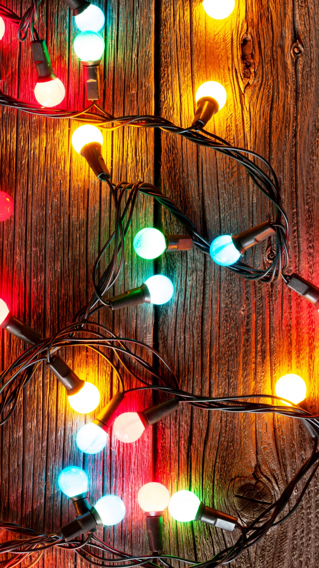 Обои Рождественские огни, Рождественский день, освещение, праздник, Рождество в разрешении 1080x1920
