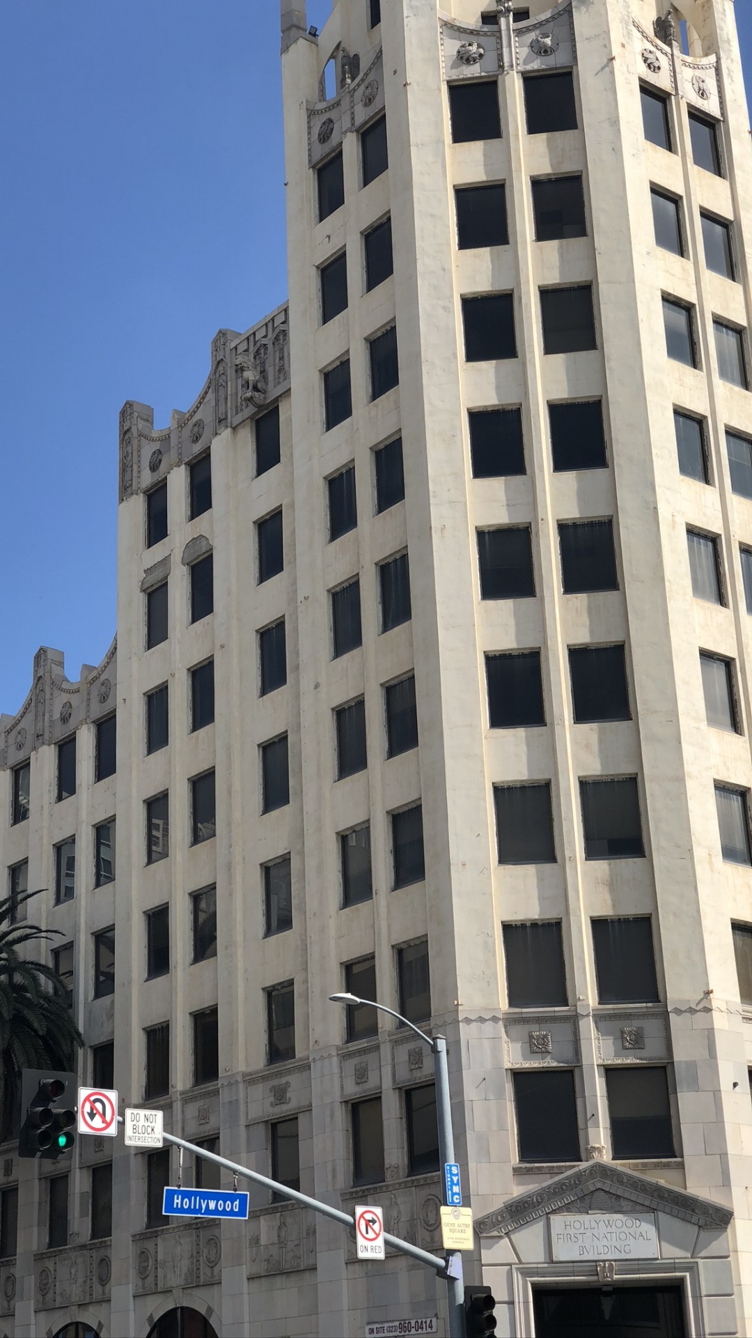 Обои Голливуд, туризм, окно, коммерческое здание, здание в разрешении 1080x1920