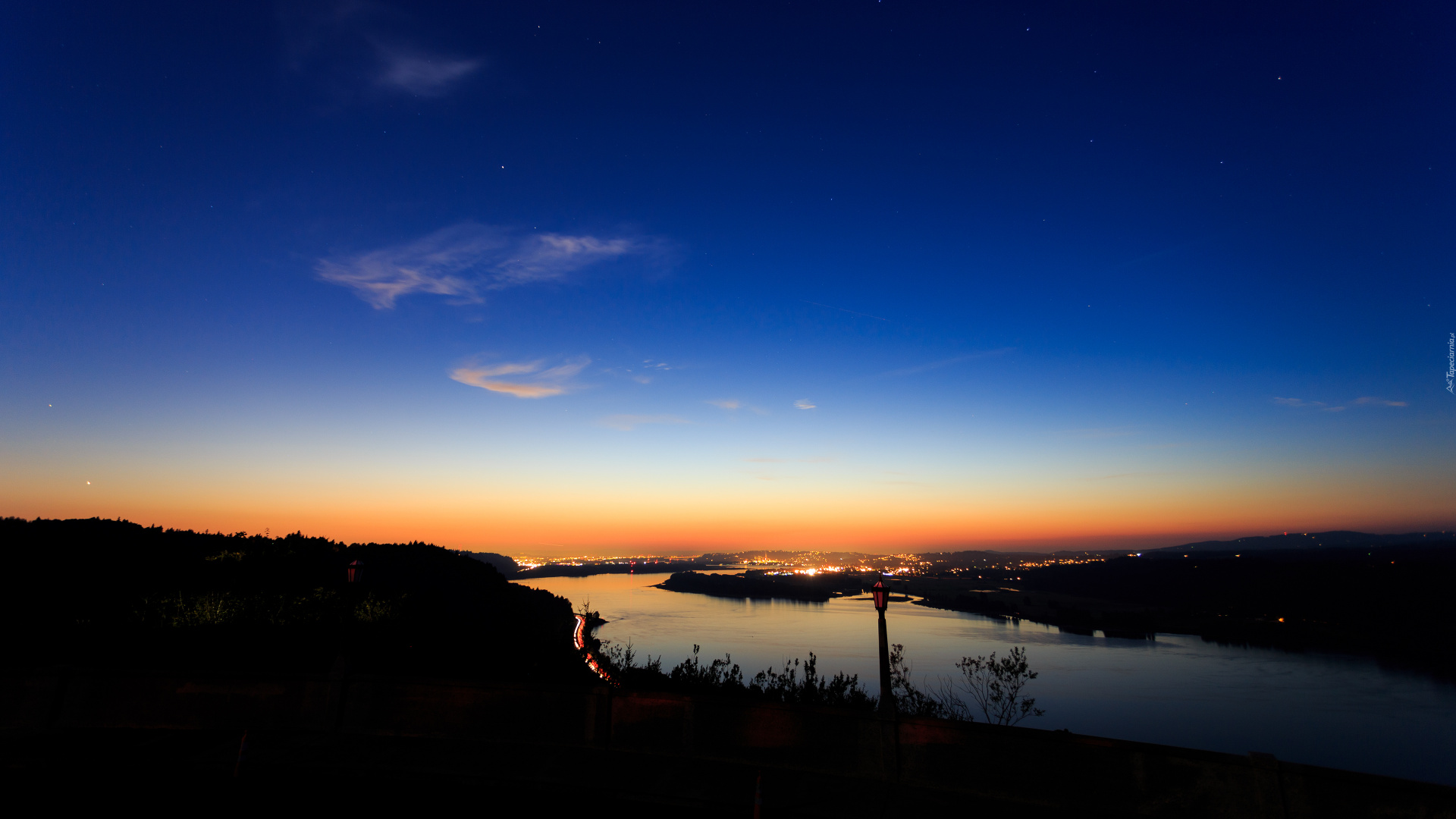 Обои река Колумбия, каньон, послесвечение, горизонт, природа в разрешении 1920x1080