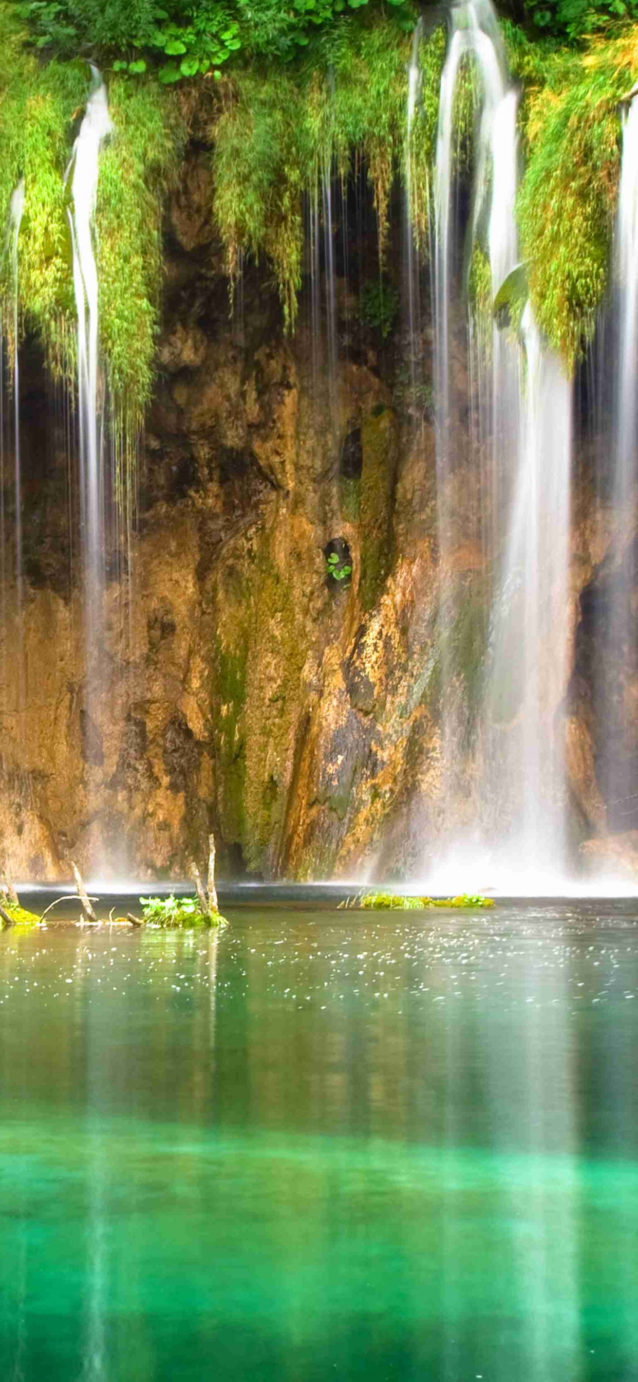 Обои водопад, водоем, природный ландшафт, гидроресурсы, природа в разрешении 1242x2688