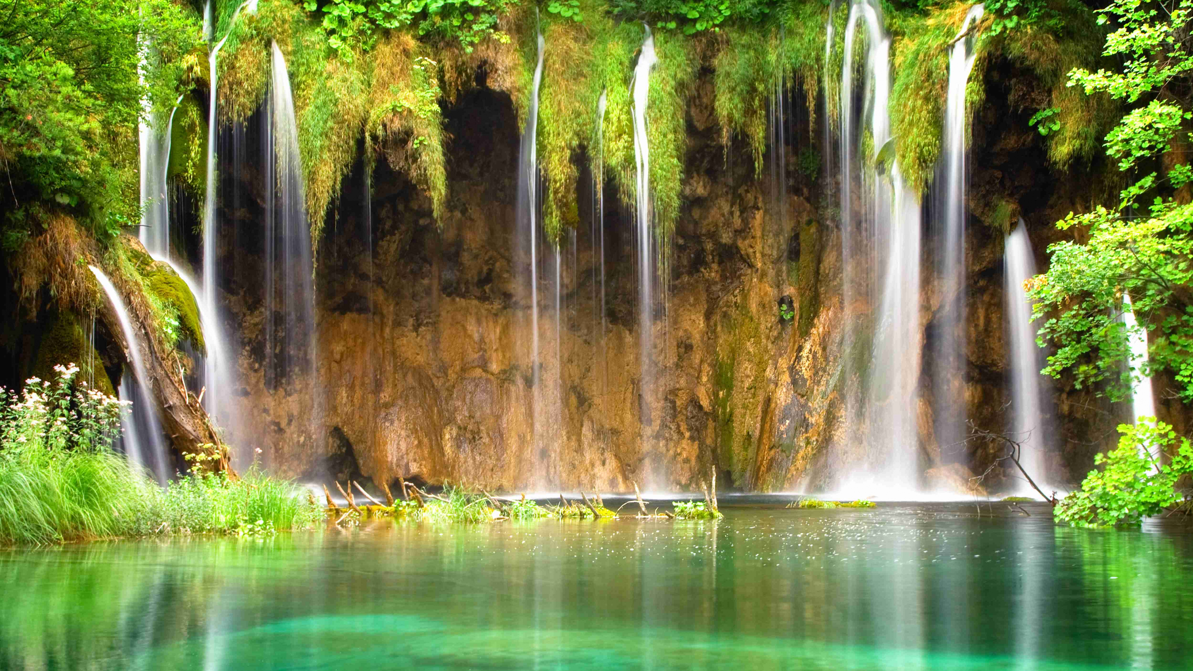 Обои водопад, водоем, природный ландшафт, гидроресурсы, природа в разрешении 3840x2160