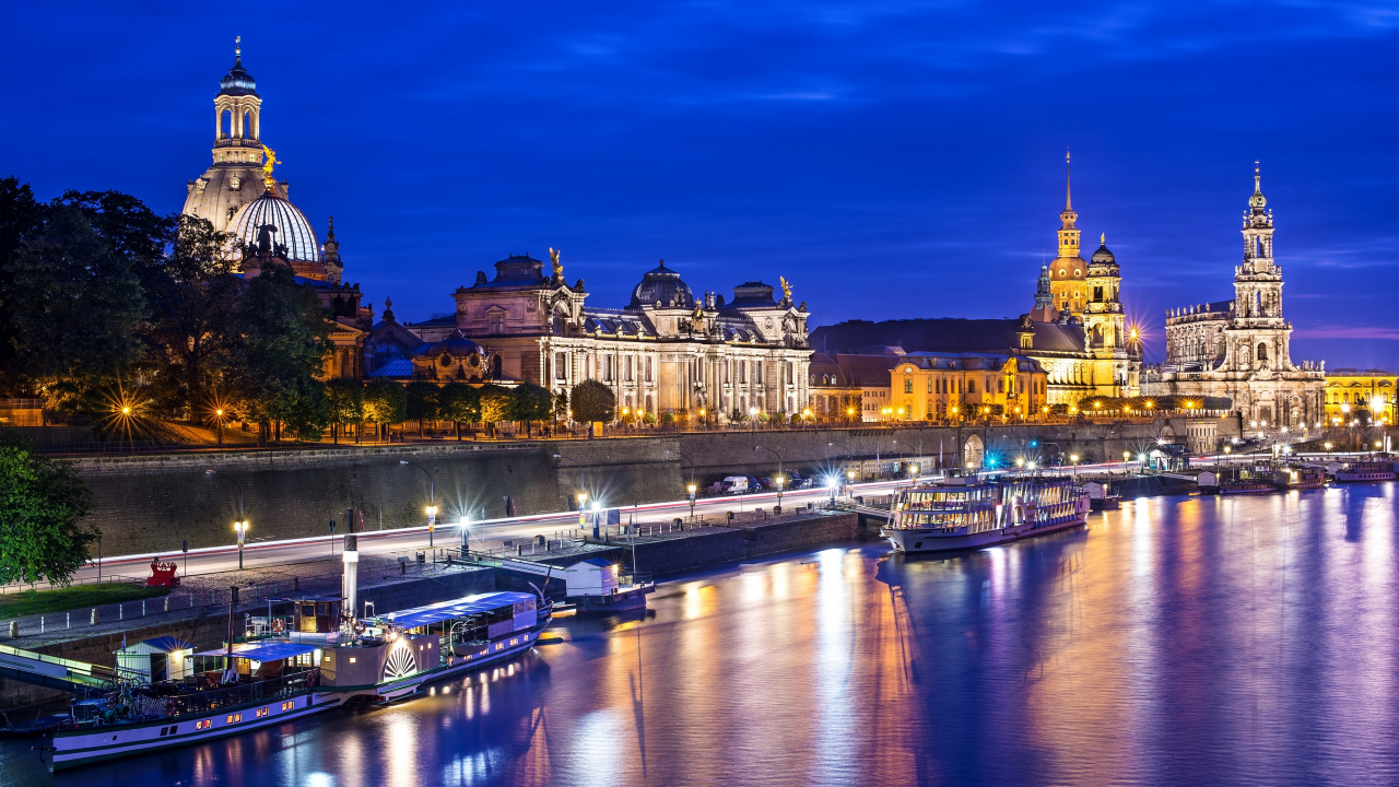 Обои ночь, ориентир, городской пейзаж, город, отражение в разрешении 1280x720