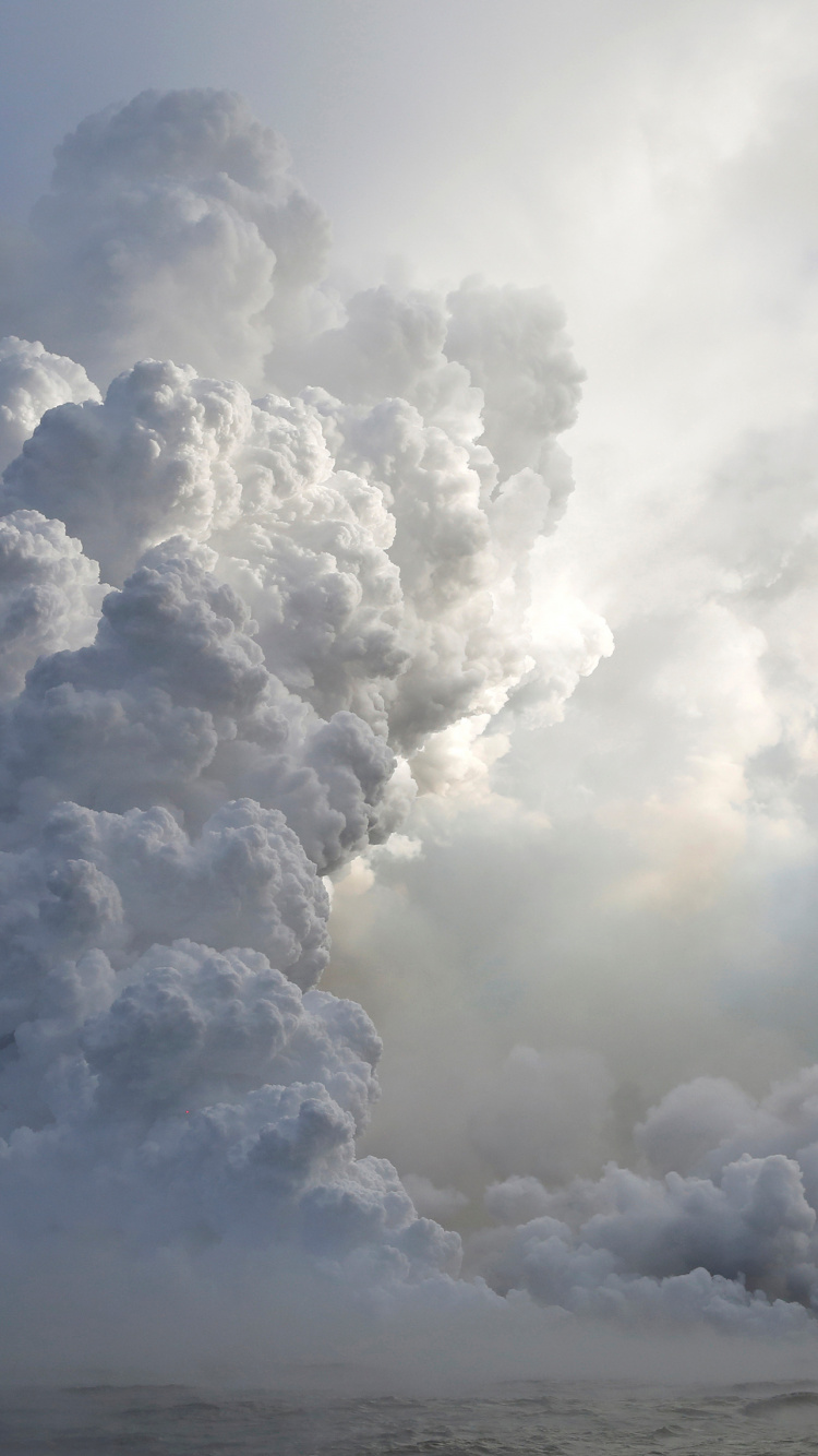 Обои кучевое облако, Гора Агунг, вулкан, лава, облако в разрешении 750x1334