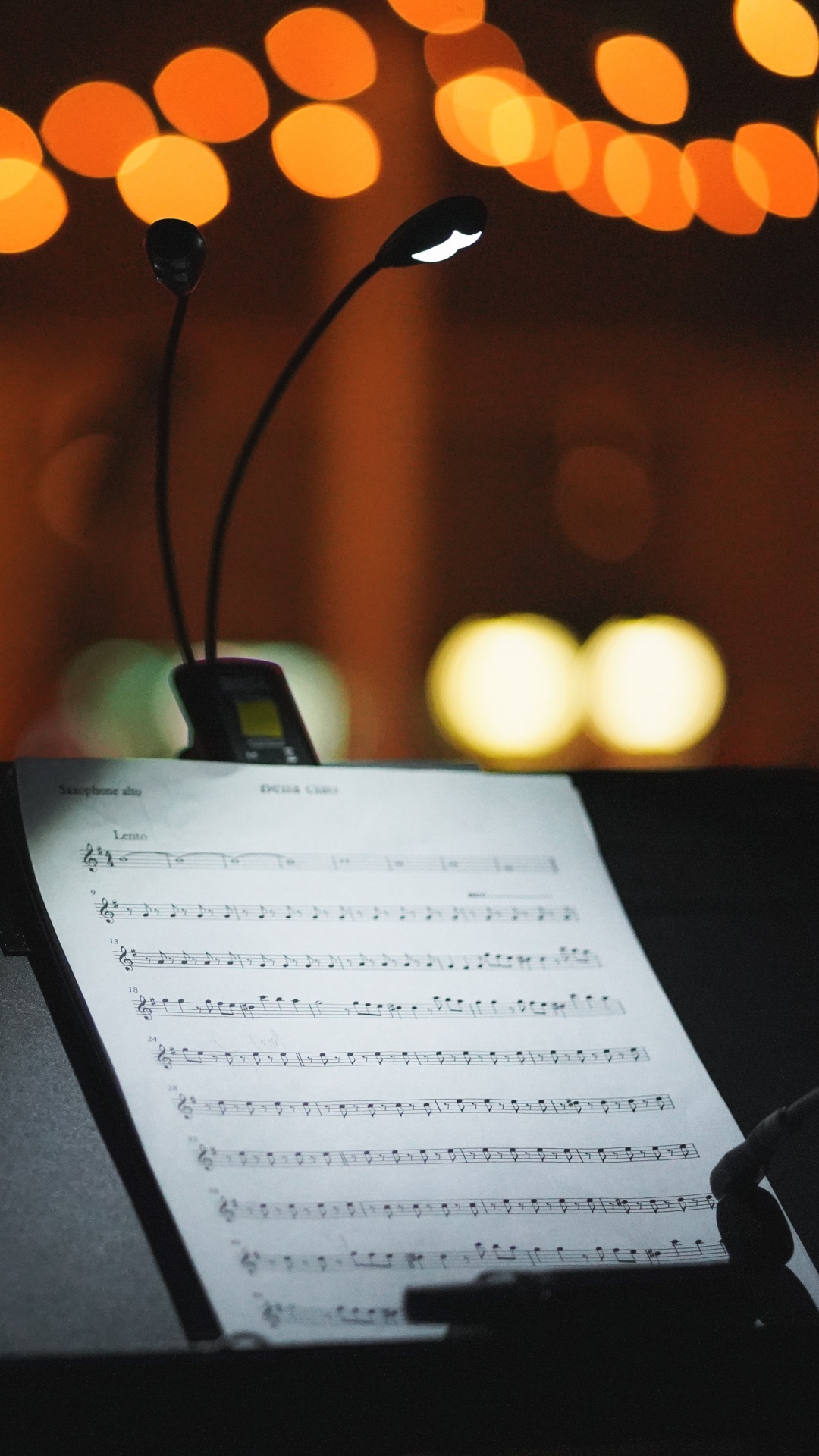 Обои ноты, музыкальная нота, освещение, Апельсин, событие в разрешении 1080x1920