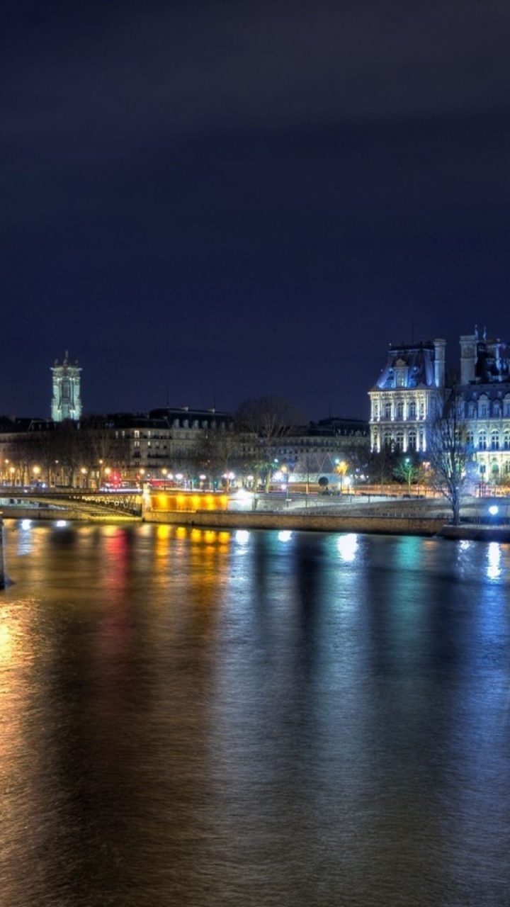 Обои Париж, ночь, город, вода, реки в разрешении 720x1280