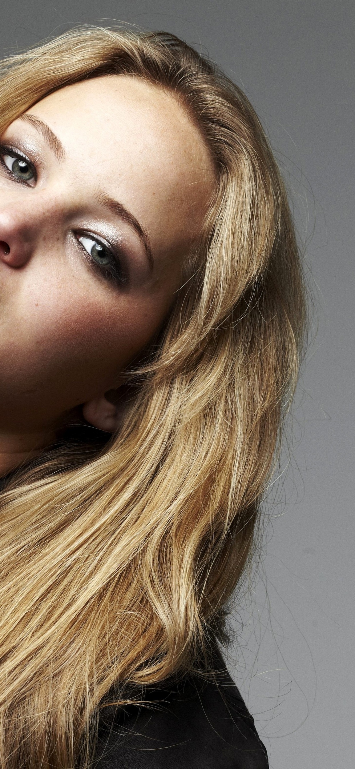 Обои Дженнифер Лоуренс, Авроры Переулок, размолвка, нос, щека в разрешении 1242x2688