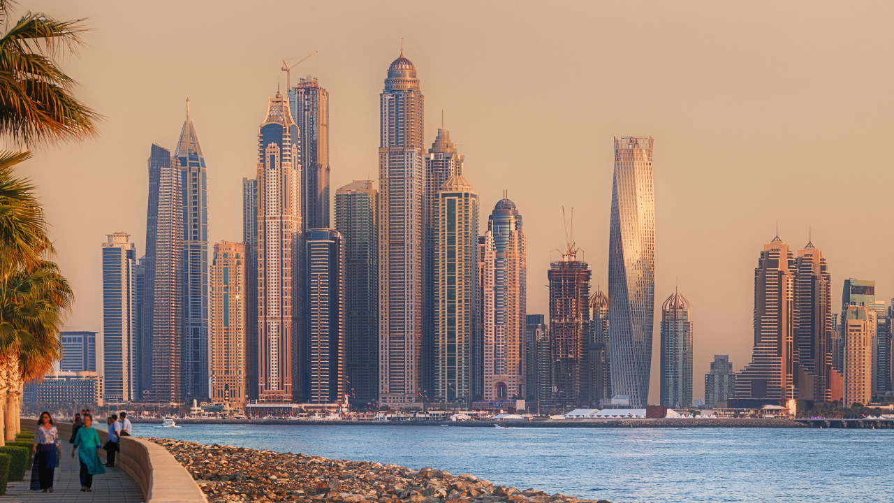 Обои Дубай, город, городской пейзаж, небоскреб, линия горизонта в разрешении 1280x720