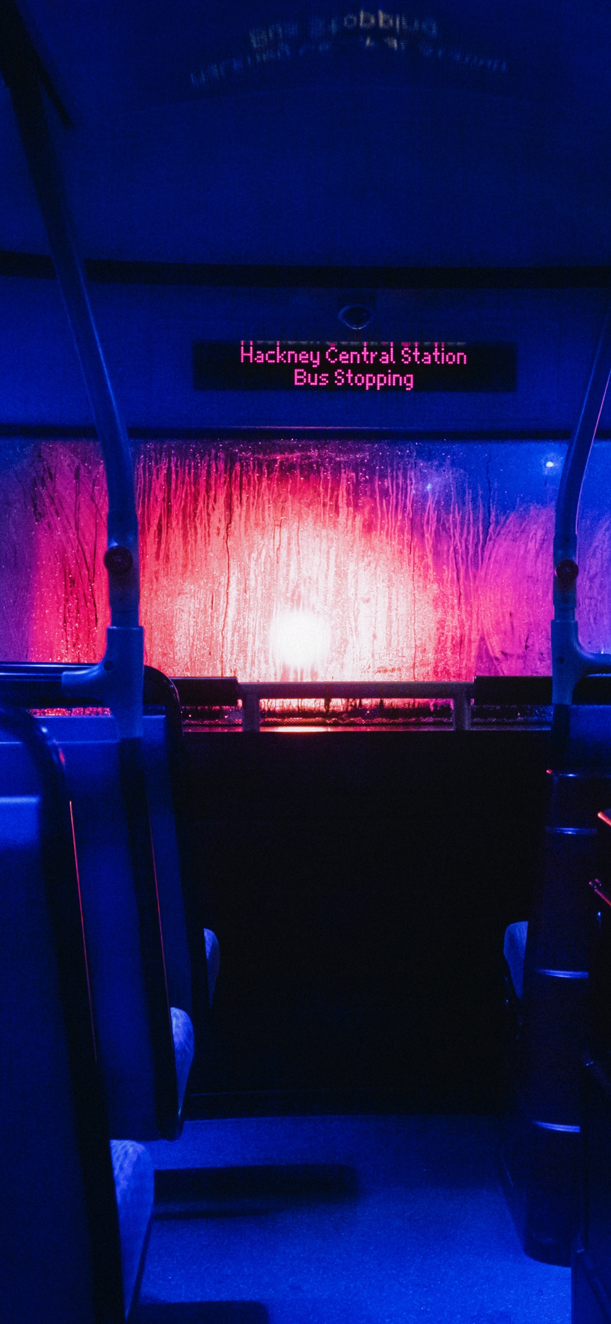 Обои эстетическое vaporwave, хип хоп музыка, Amazon Музыка, лондонский призрак, Тип Бить в разрешении 1242x2688