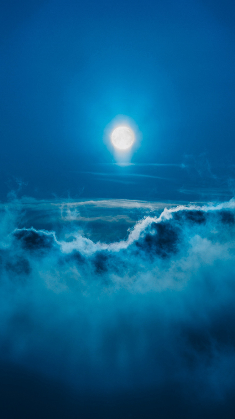 Обои луна, лунный свет, лунное затмение, свет, облако в разрешении 750x1334