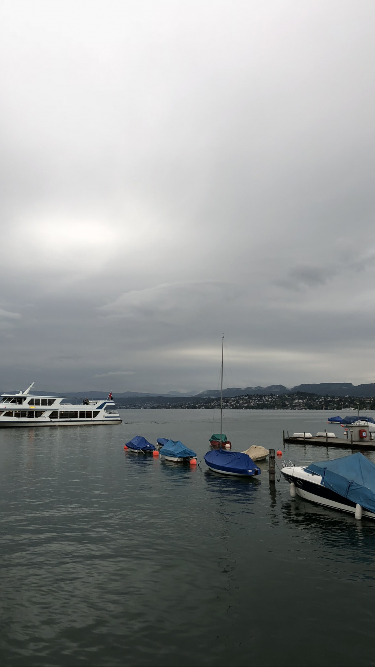 Обои судно, вода, водный путь, лодка, корабельная архитектура в разрешении 750x1334