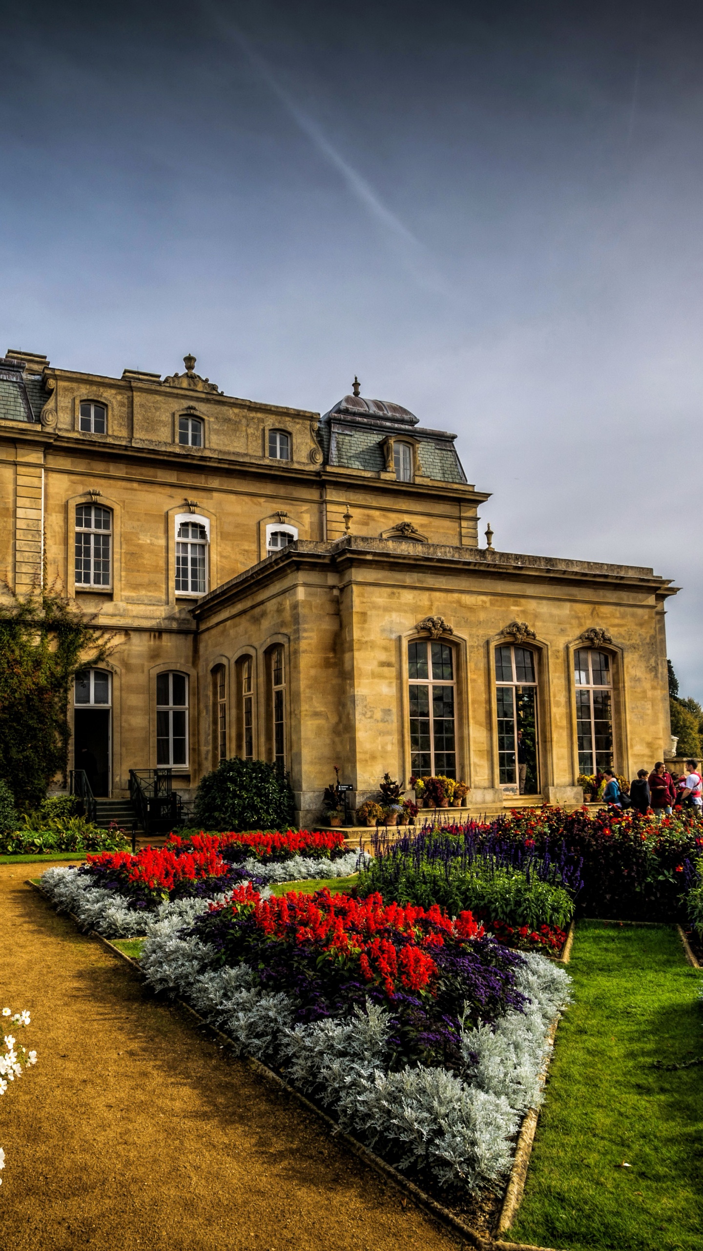 Обои сад, забор, здание, свойство, Хаус в разрешении 1440x2560