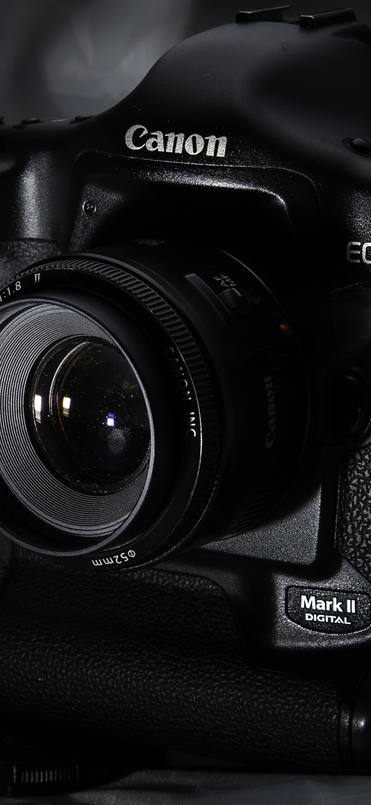 Обои камера Canon, камера, Canon, объектив камеры, цифровые зеркальные в разрешении 1242x2688