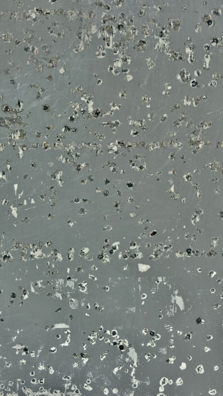 Обои вода, серый цвет, мелкий дождь, асфальт, дождь в разрешении 720x1280