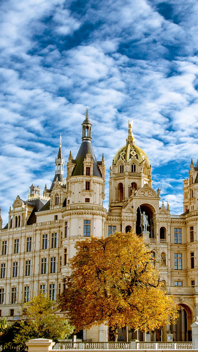 Обои замок Нойшванштайн, замок, дворец, ориентир, здание в разрешении 750x1334