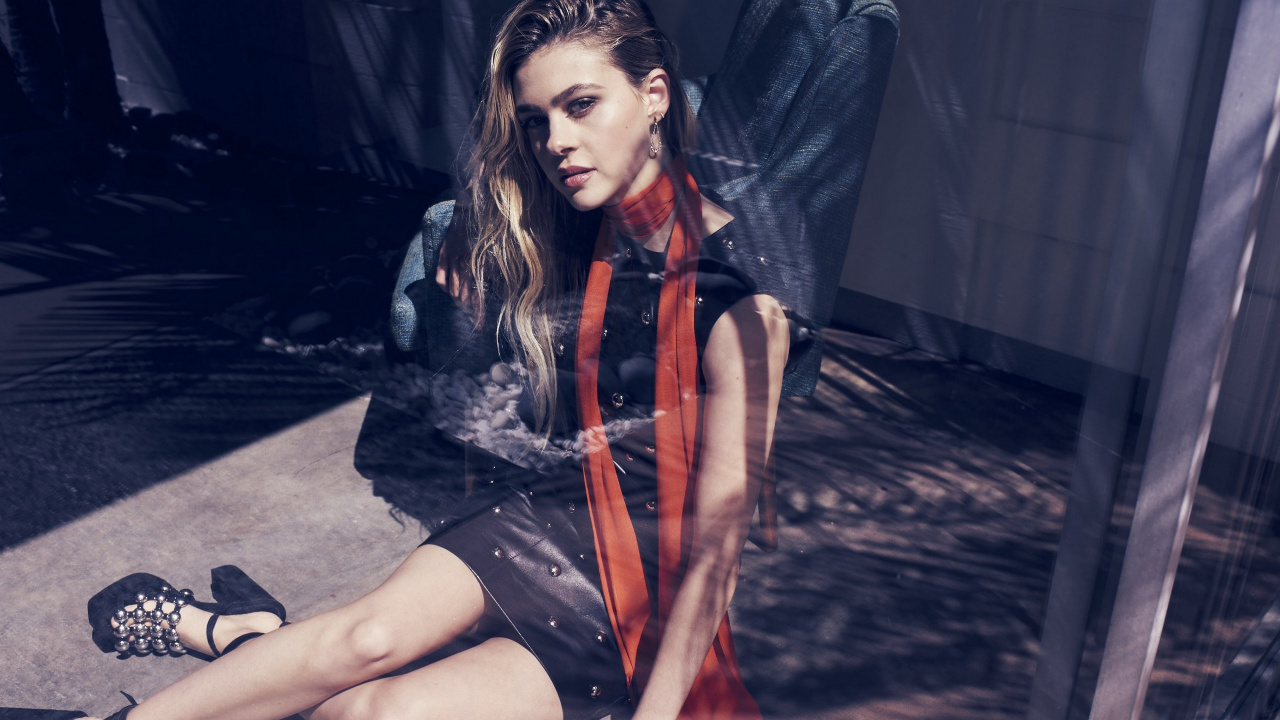 Обои Никола Пельтц, прическа, человек, фэшн, уличная мода в разрешении 1280x720