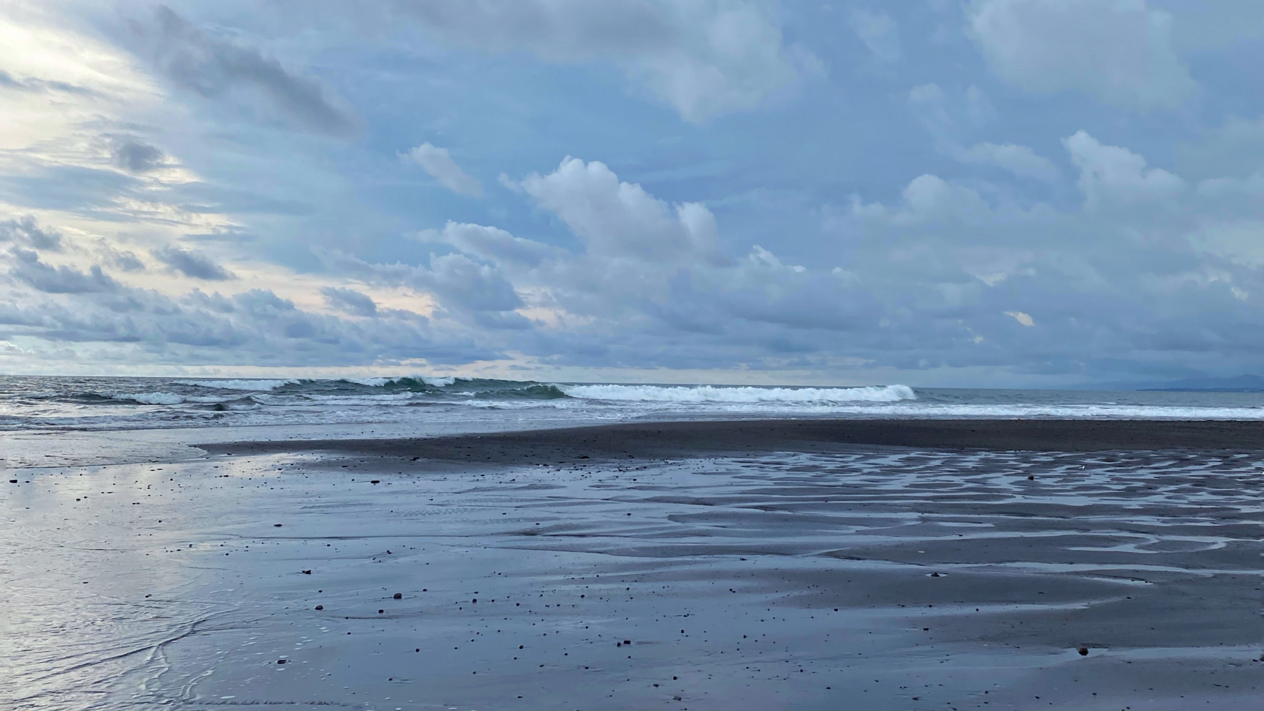 Обои море, водоем, жидкий, жидкость, синий в разрешении 2560x1440