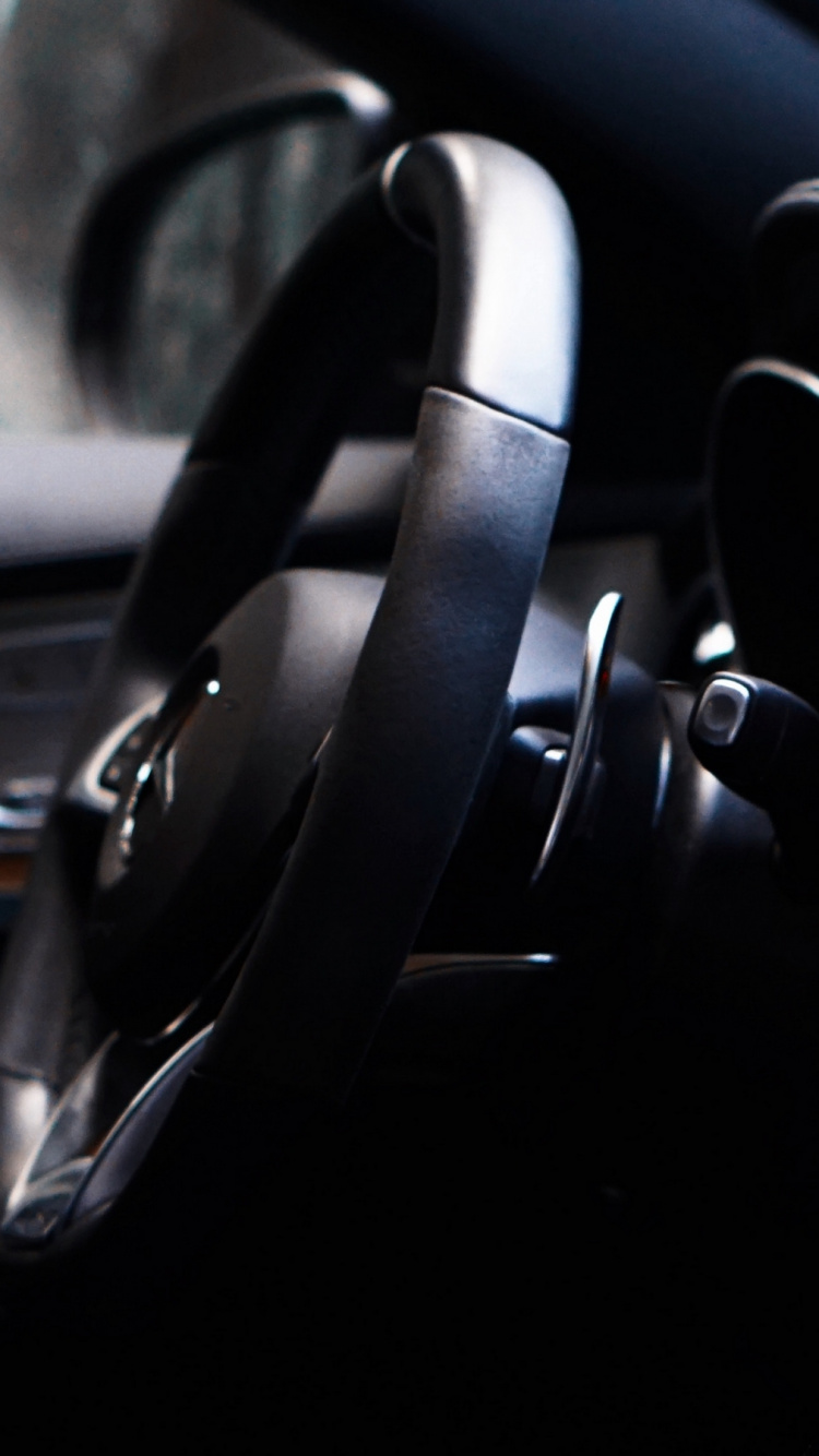 Обои рулевое колесо, Король, спорткар, рулевое управление, Mercedes-Benz CLS-Class в разрешении 750x1334