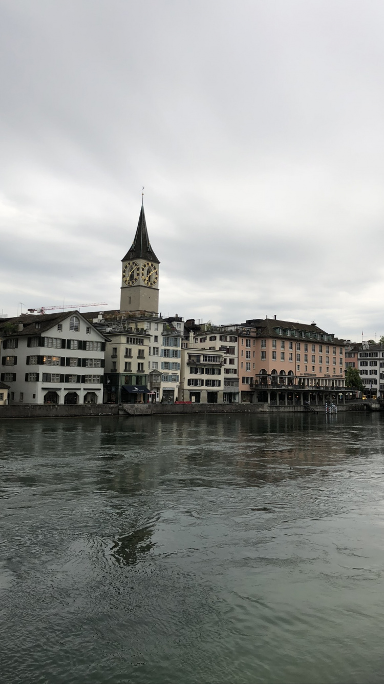 Обои Zrich, Церковь Fraumnster, Церковь Св Петра, Bahnhofstrasse, кофе в разрешении 750x1334