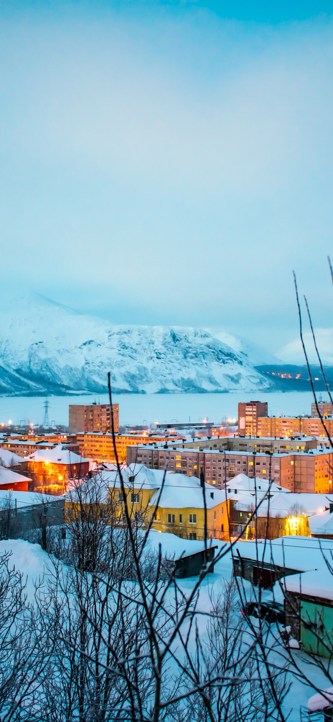 Обои Микросервисы, атмосфера, облако, синий, лазурный в разрешении 1125x2436