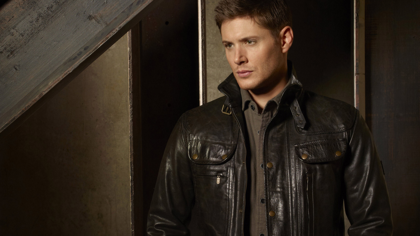 Обои Дин Винчестер, Дженсен Эклз, сверхъестественное, кожаная куртка, куртка в разрешении 1366x768