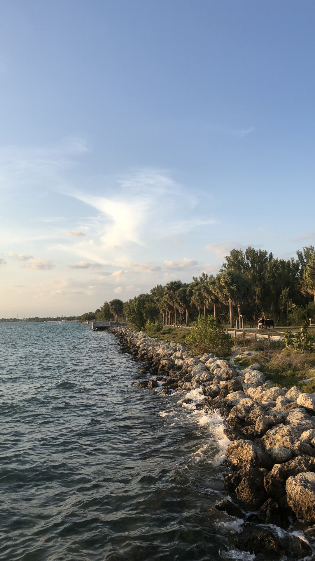 Обои гидроресурсы, водоем, водный путь, Банк, жидкость в разрешении 1080x1920