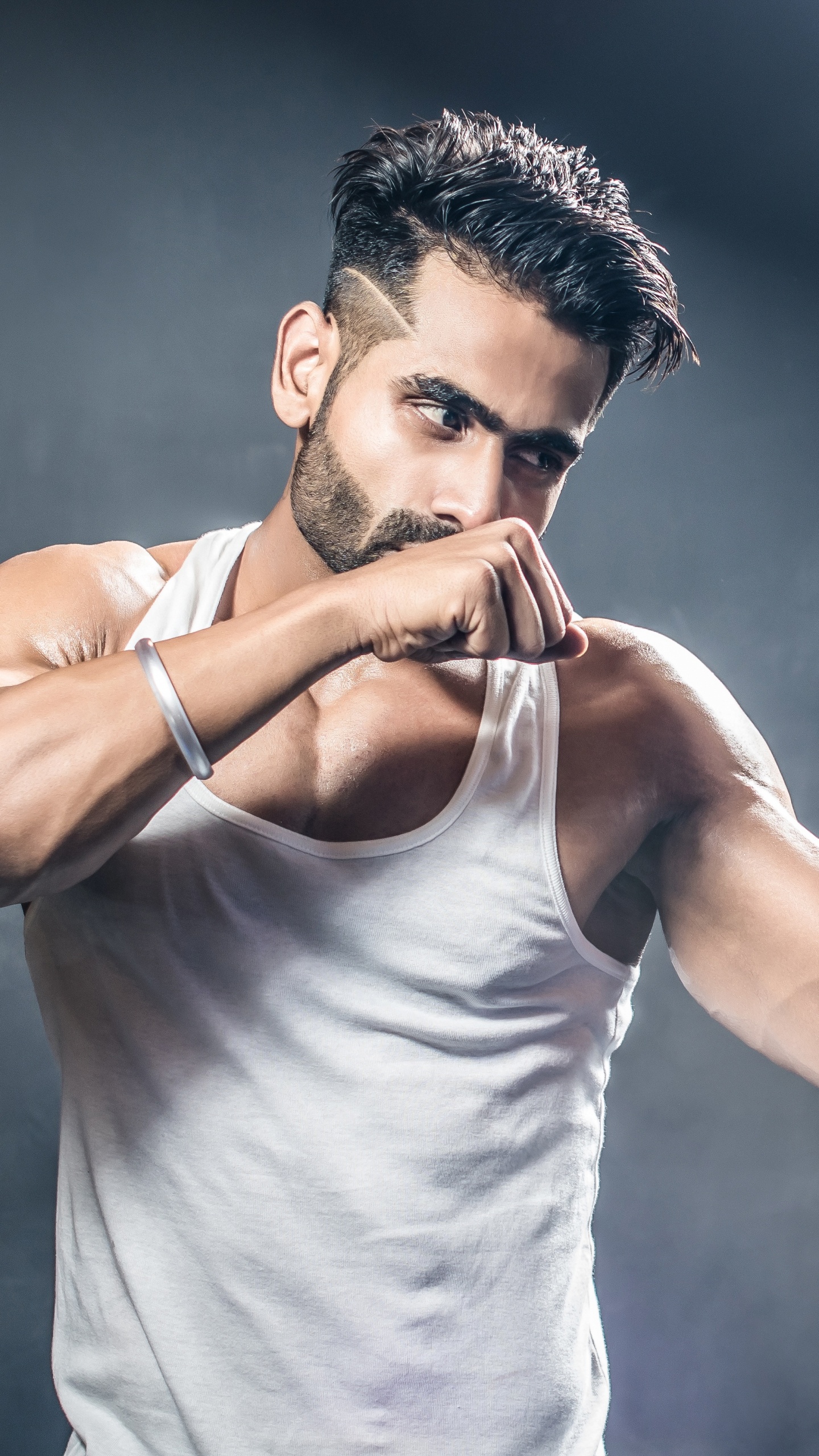 Обои физическая подготовка, мышца, рука, бокс, занятие спортом в разрешении 1440x2560