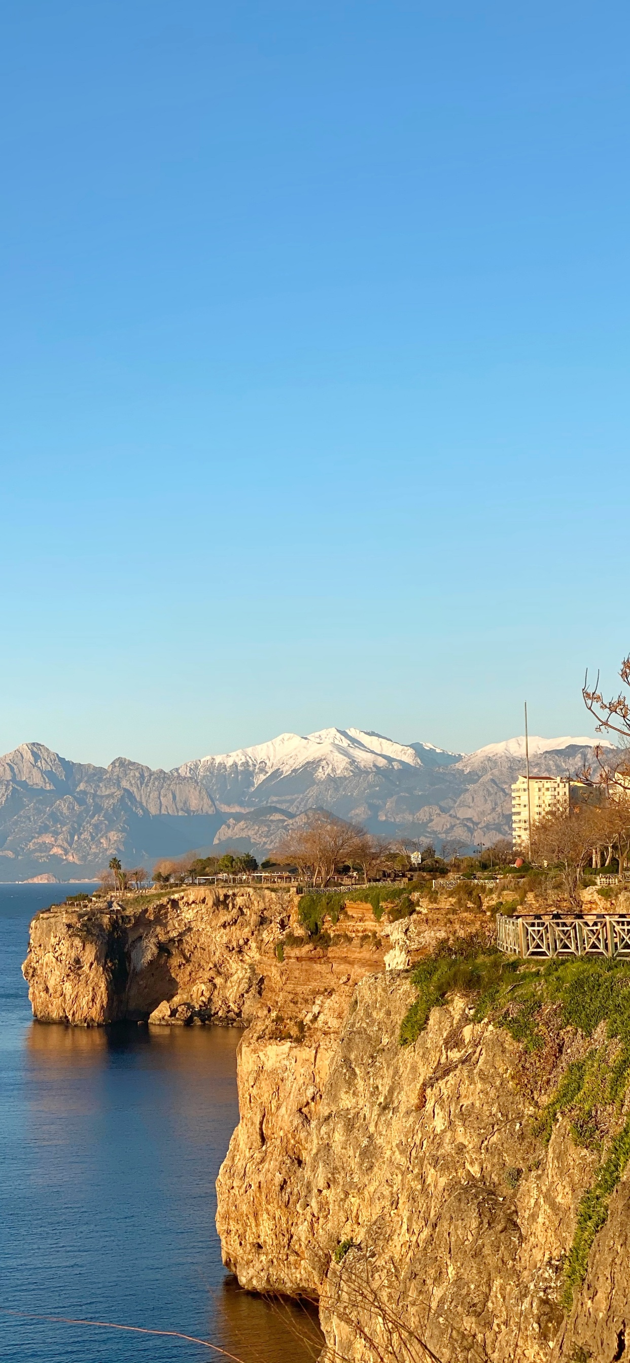 Обои наука, вода, гора, растение, лазурный в разрешении 1242x2688