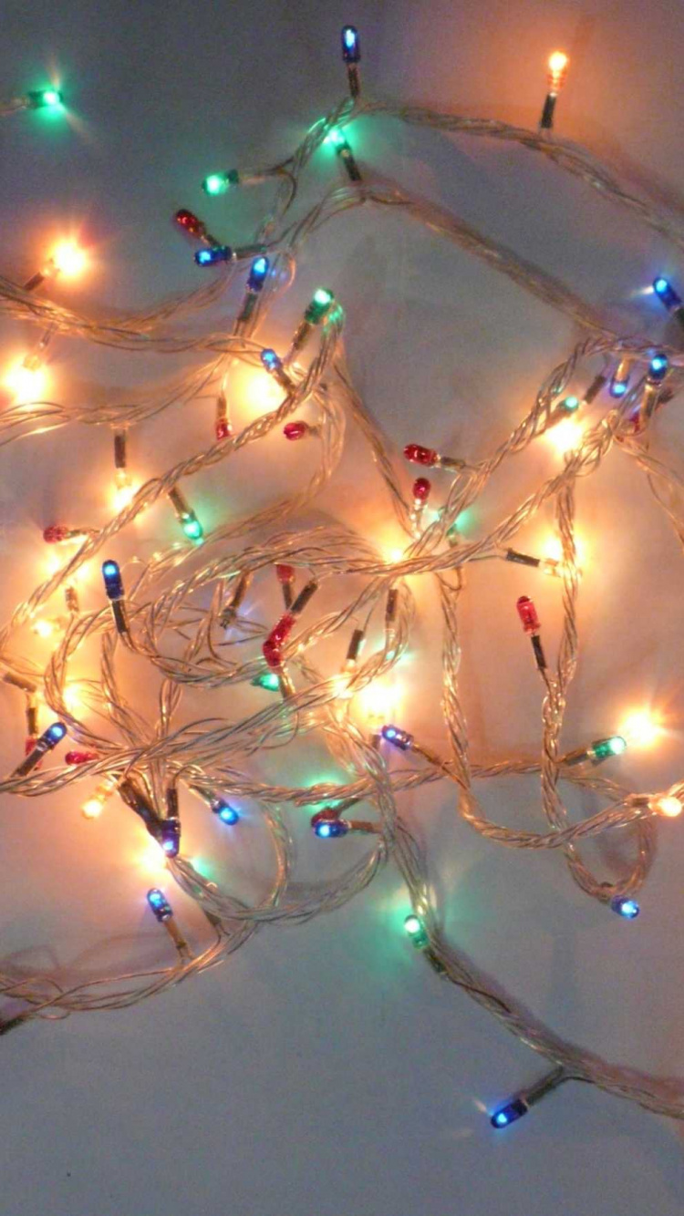 Обои свет, освещение, осветительная арматура, Рождественские огни, Рождество в разрешении 750x1334