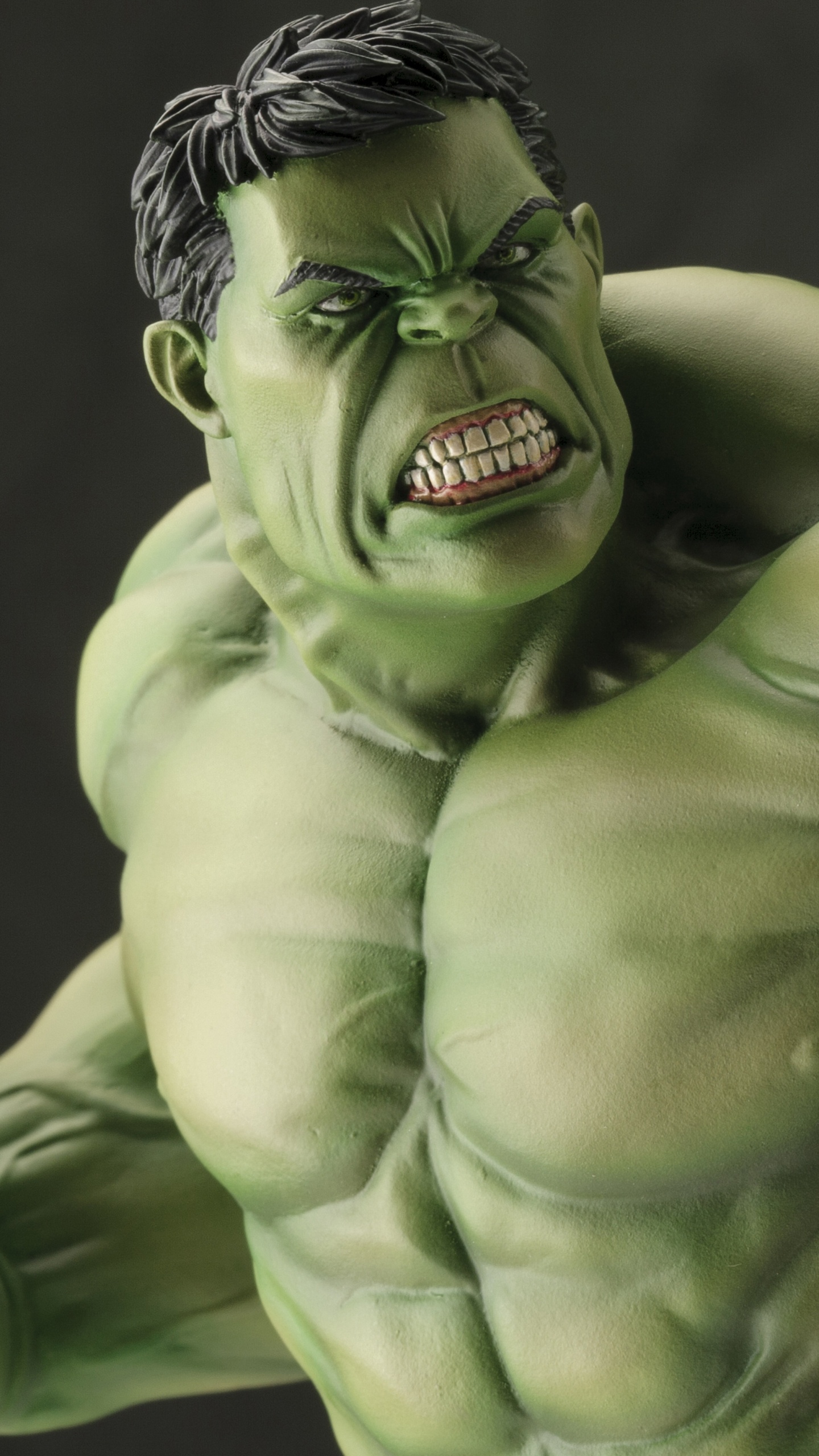 Обои Халк, супергерой, статуя, фигурка, арт в разрешении 1440x2560