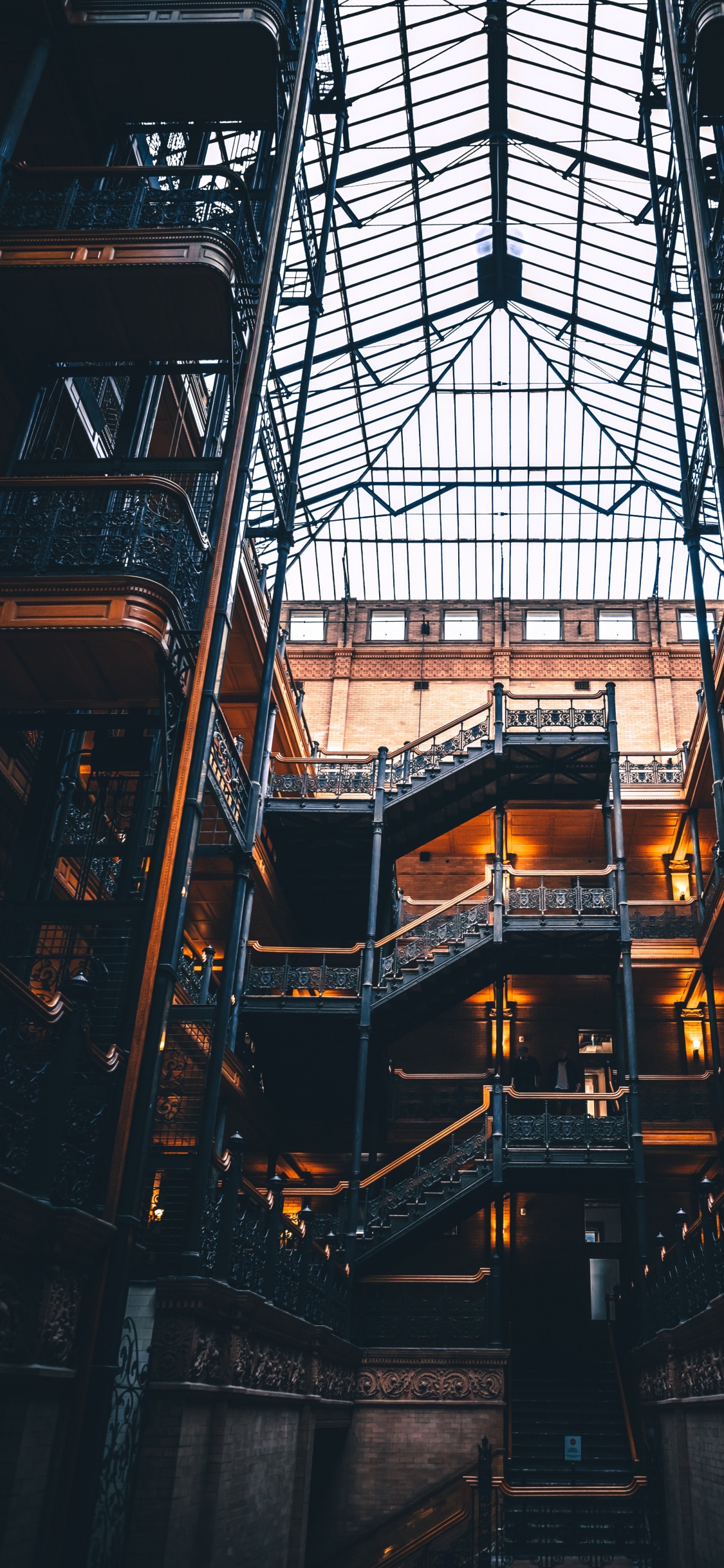 Обои Брэдбери Билдинг, дизайн, архитектура, здание, электричество в разрешении 1125x2436