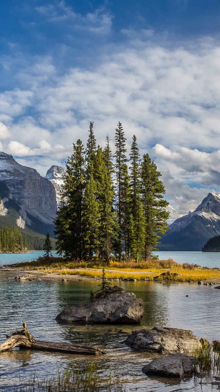 Обои Дух Острова, гора, природа, дикая местность, отражение в разрешении 750x1334