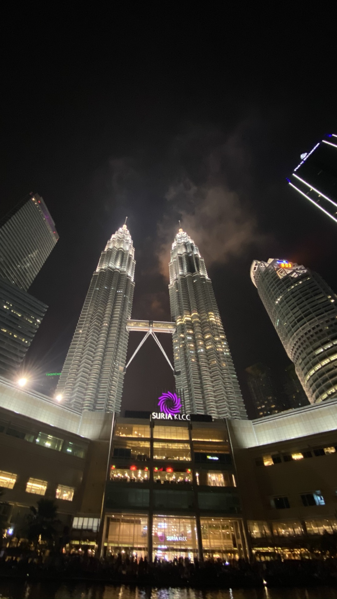 Обои башни петронас, Куала Лумпур, Малайзия, небоскреб, башня в разрешении 1080x1920