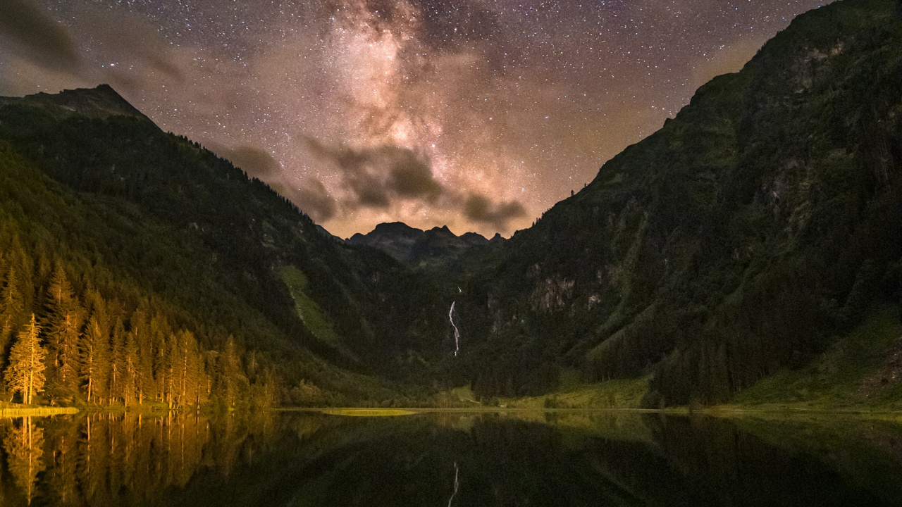 Обои Галактика, Млечный Путь, звезда, вода, облако в разрешении 1280x720