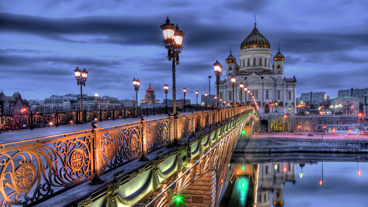 Обои Санкт Петербург, ориентир, ночь, отражение, городской район в разрешении 1280x720