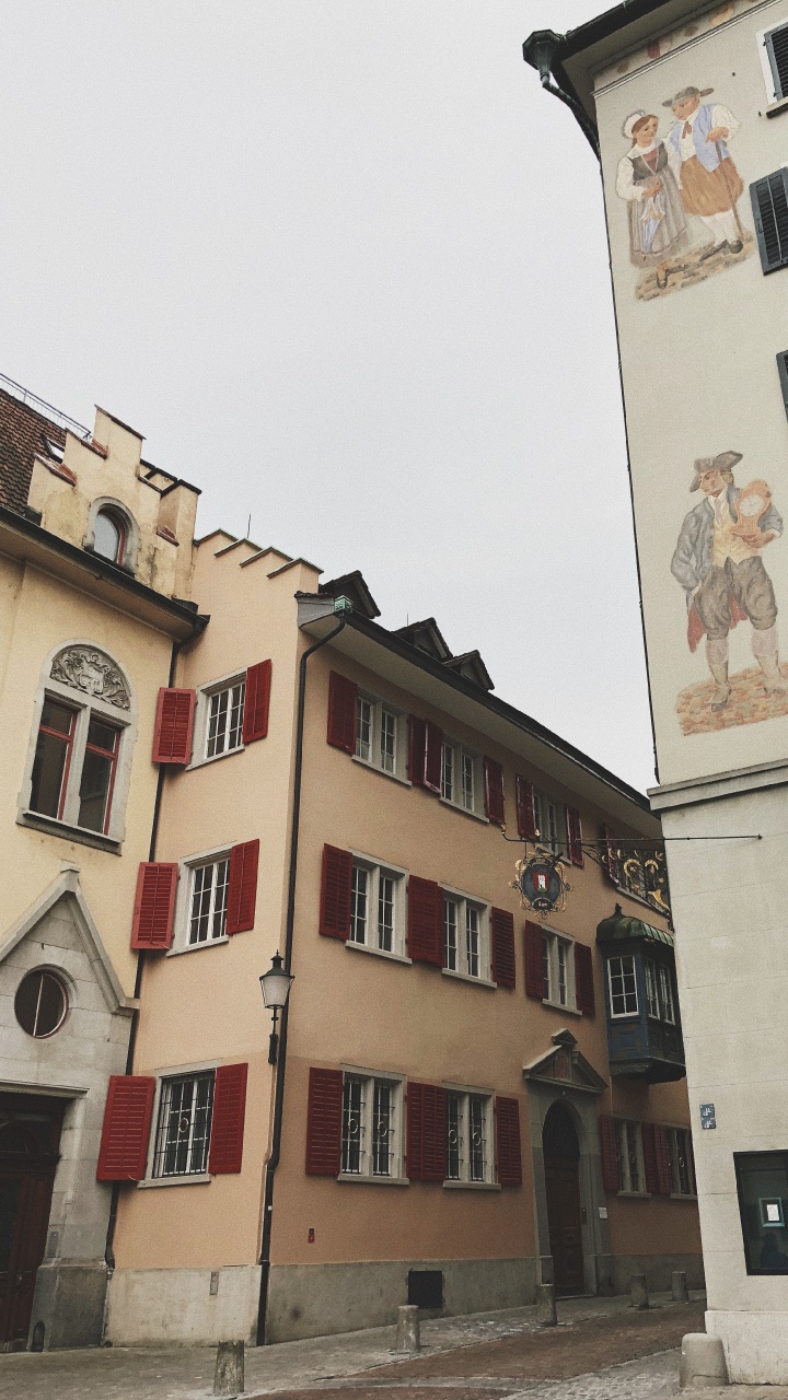 Обои архитектура, окно, фасад, соседство, городок в разрешении 720x1280