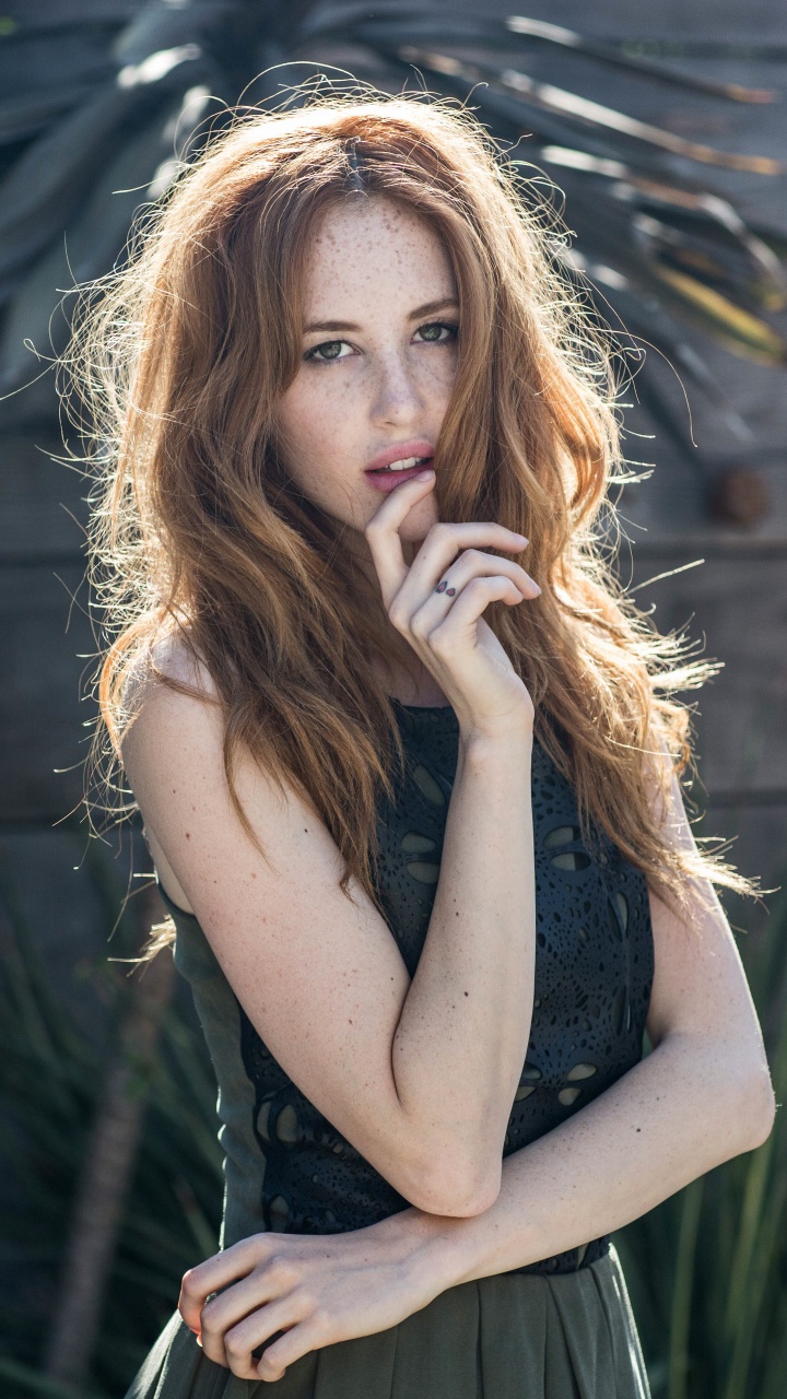 Обои модель, блондин, красота, волосы, лицо в разрешении 720x1280