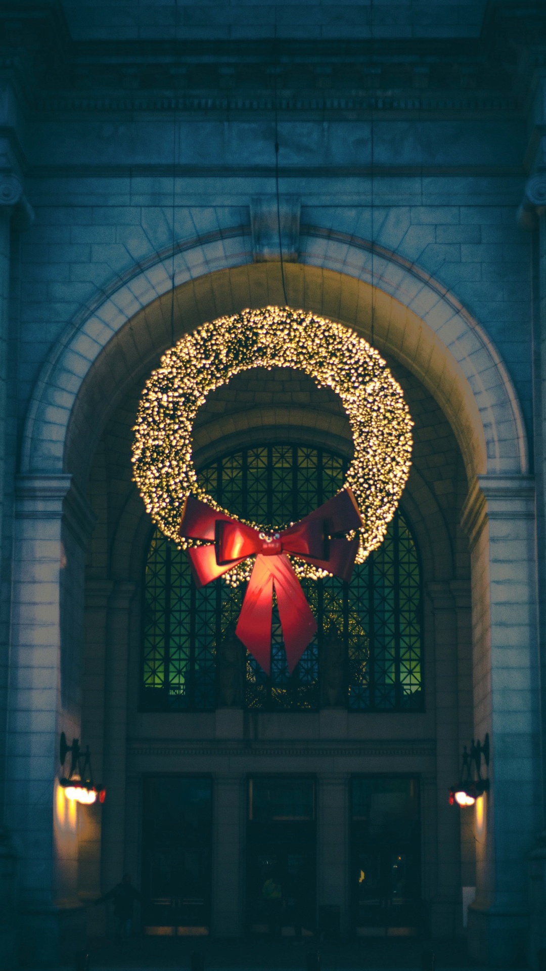 Обои Рождество, Рождественские огни, праздник, Рождественские украшения, елка в разрешении 1080x1920