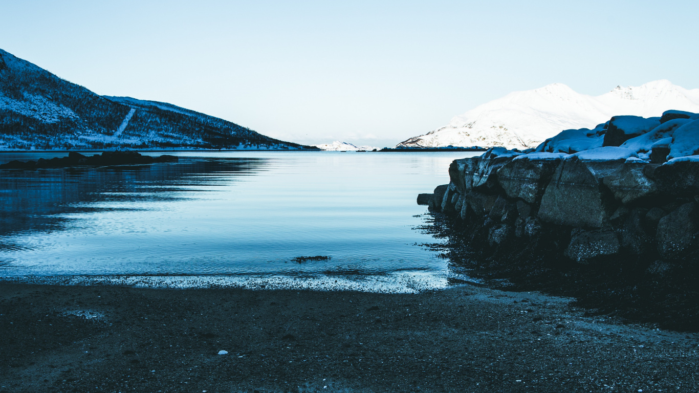 Обои море, гора, фьорд, ледник, озеро в разрешении 1366x768