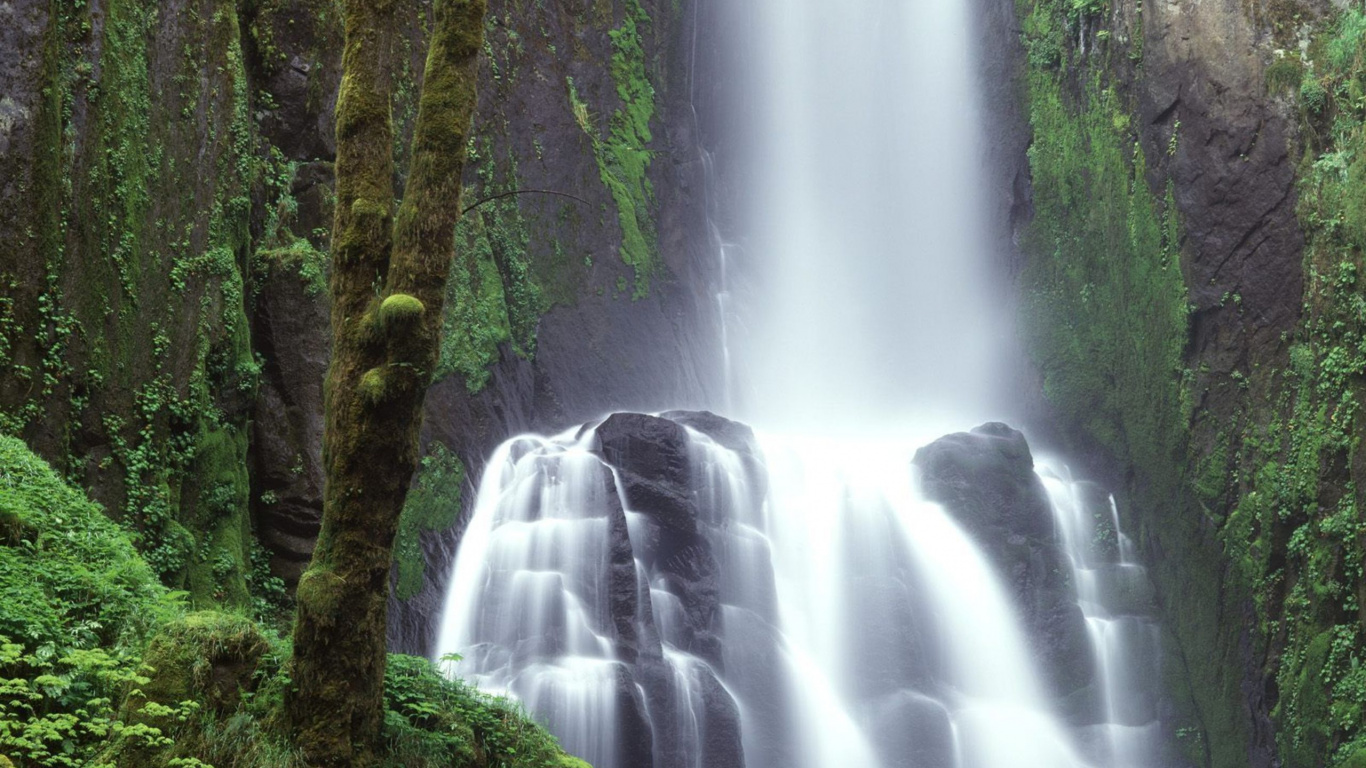 Обои водопад, природа, гидроресурсы, водоем, вода в разрешении 1366x768