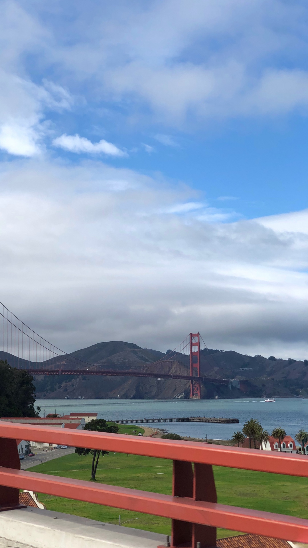 Обои вантовый мост, extradosed мост, подвесной мост, мост, облако в разрешении 1080x1920