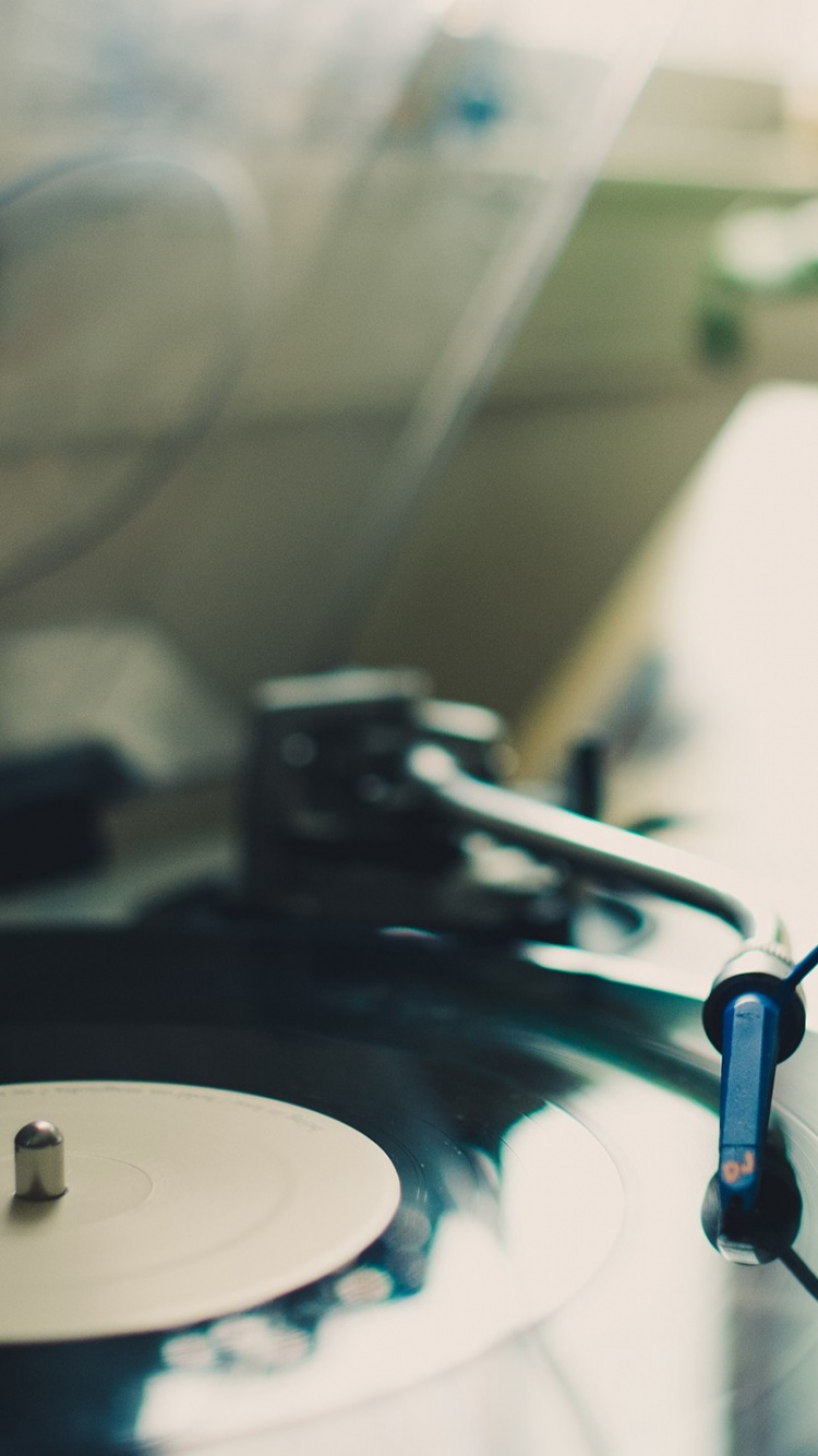 Обои граммофонная пластинка, фонограф, технологии, электронное устройство, технология в разрешении 750x1334