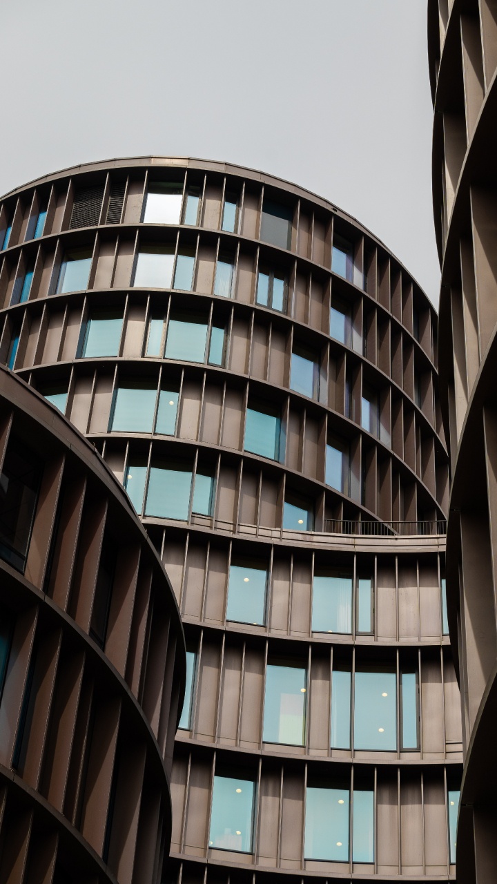 Обои старбеку, небоскреб, здание, кондоминиум, городской дизайн в разрешении 720x1280