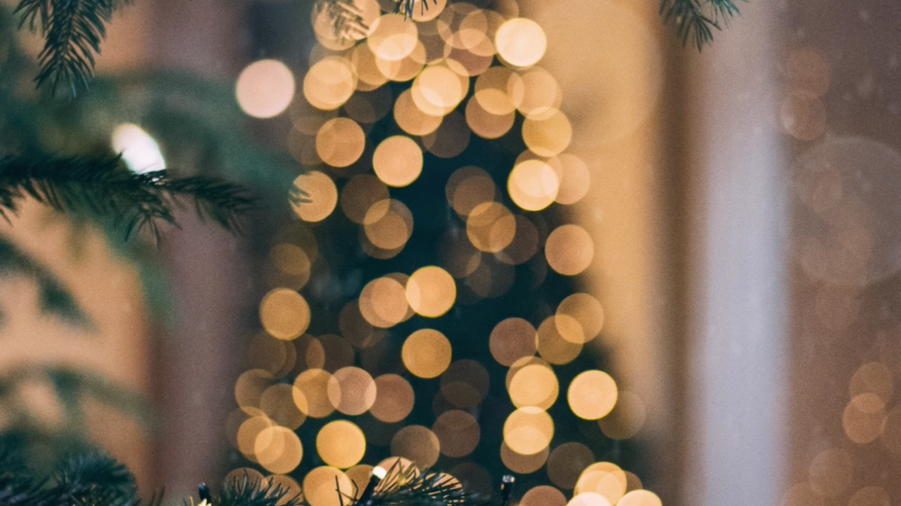 Обои Новый год, эстетика, Рождество, арт, елка в разрешении 1280x720