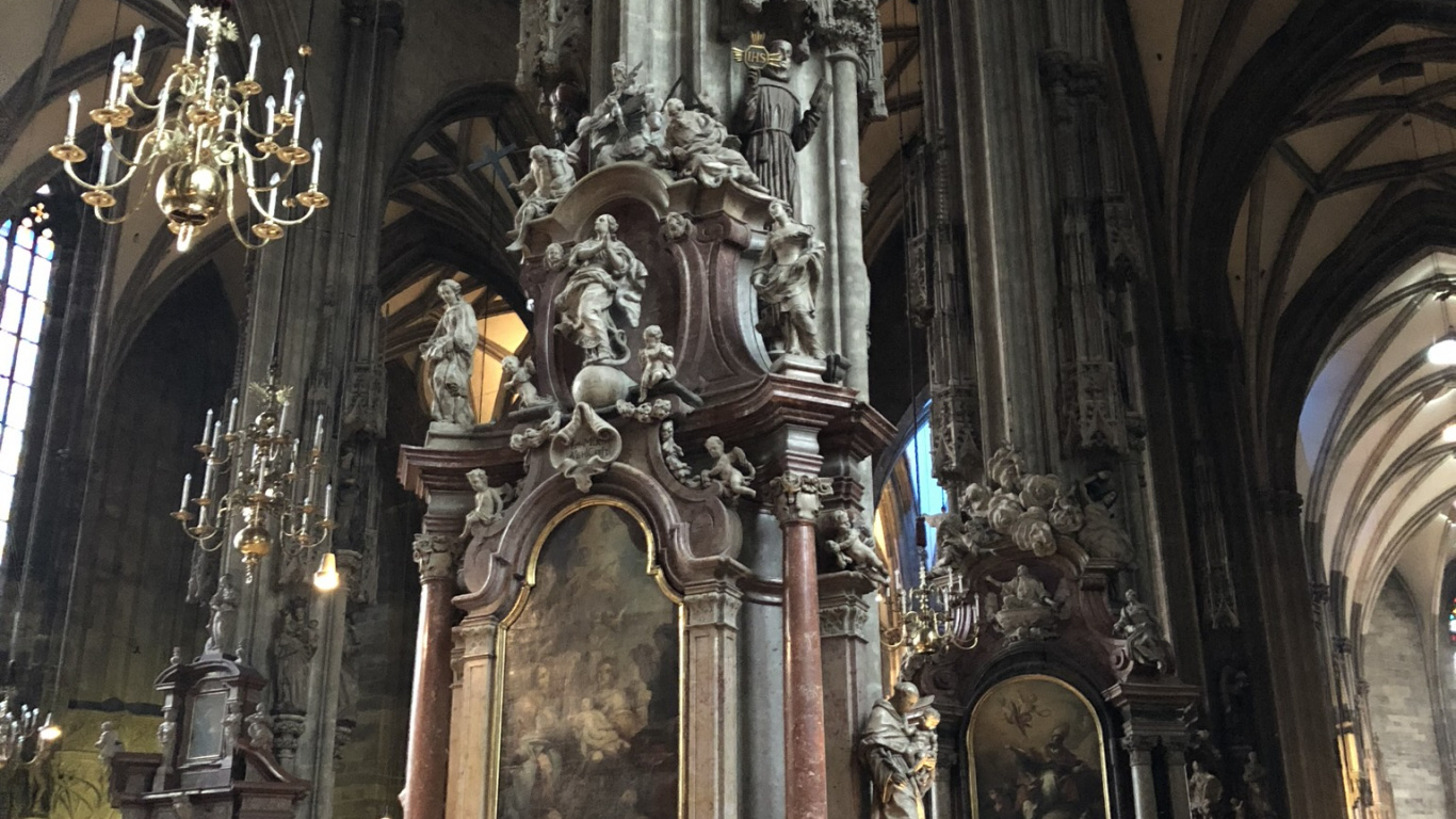 Обои собор, средневековая архитектура, религиозный институт, архитектура, святое место в разрешении 1366x768