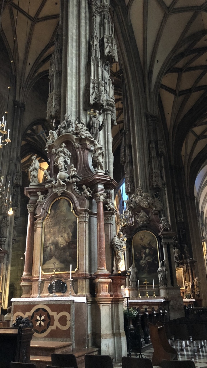 Обои собор, средневековая архитектура, религиозный институт, архитектура, святое место в разрешении 720x1280