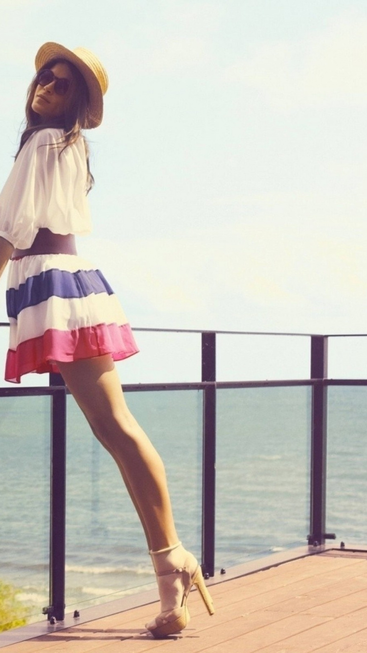 Обои одежда, розовый, нога, плечо, пурпур в разрешении 750x1334